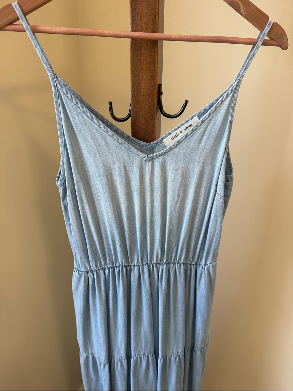 cloth & stone Light Blue V-Neck Tiered Maxi Dress - Picture 4 of 5